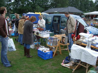 Flohmarkt 16