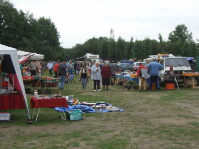 Flohmarkt 18