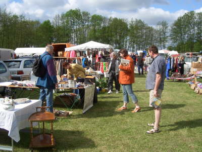 Flohmarkt 24